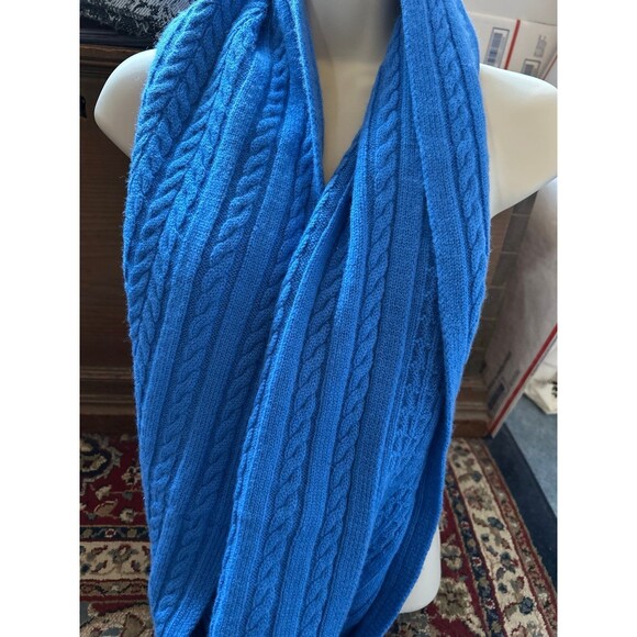 S.Oliver Infinity Scarf / Snood - Picture 8 of 8